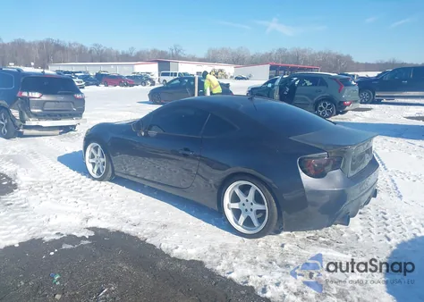 2013 Scion Fr-S from USA, damaged, VIN JF1ZNAA17D1718995